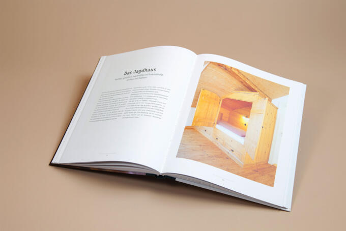 Halbleineneinband als Hardcover Beispiel