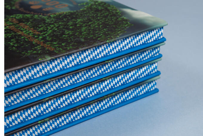 Farbschnitt mit Motiv und Heißfolie Beispiel