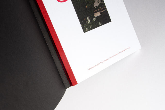 Schweizer Broschur mit Leinen