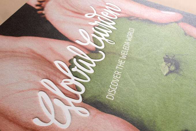 Heißfolienprägung weiß Titel Buch