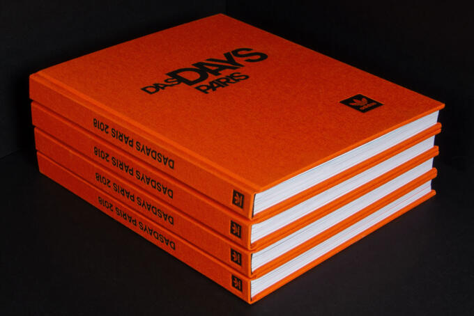 Hardcover Buch oranges Leinen Irisleinen Prägung